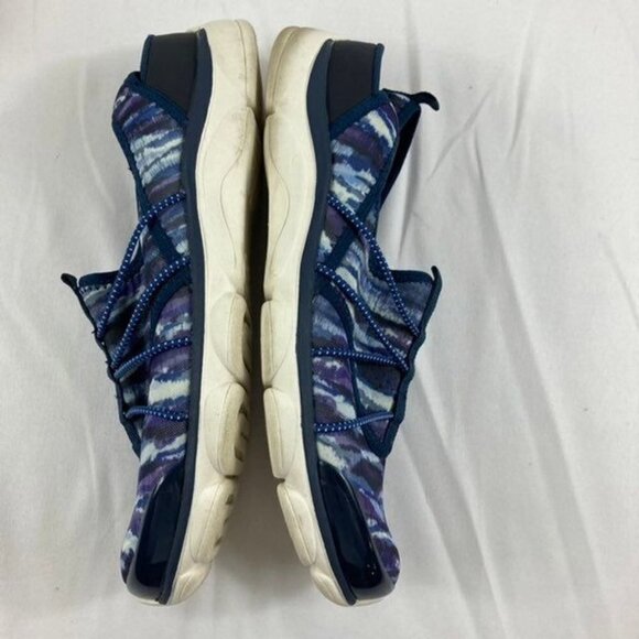 Womens Easy Spirit Relenie Camo Blue Sneaker Sandal 9.5 - Picture 3 of 9